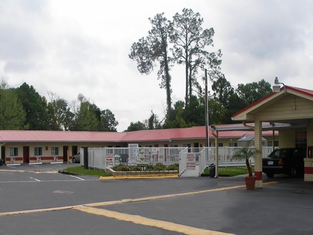 Red Carpet Inn Starke Esterno foto
